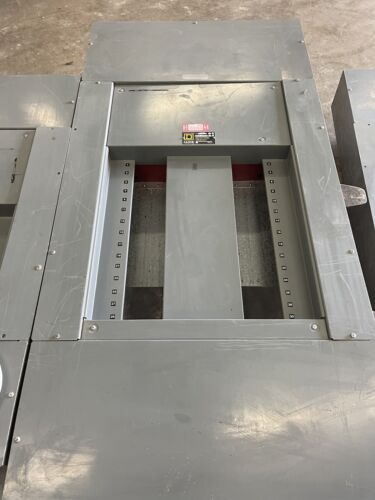 400A I-Line Panel-HCM 12-3923940B0
