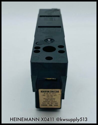 30A Circuit Breaker-X0411
