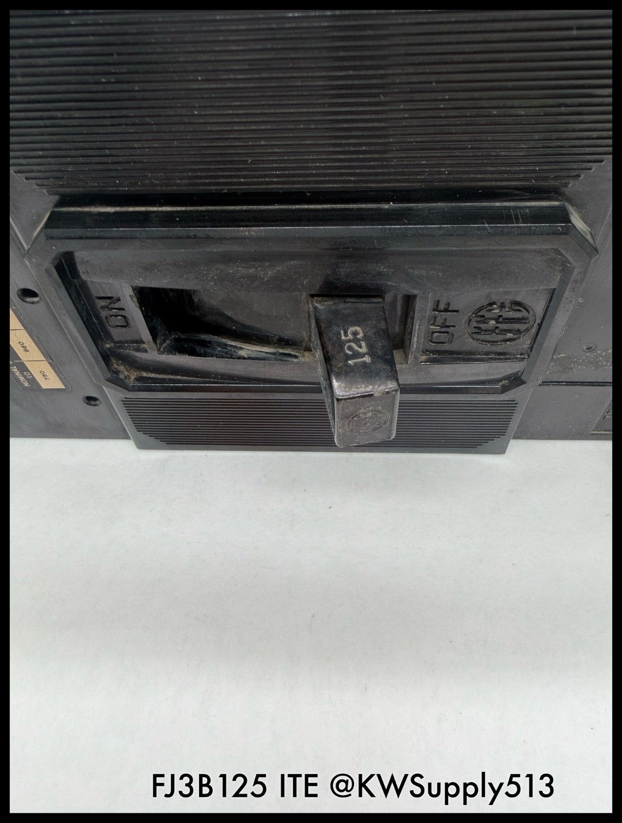 FJ3B125~ITE JF3B125 125A 3P 3PH 600V 14KA Circuit Breaker-Used