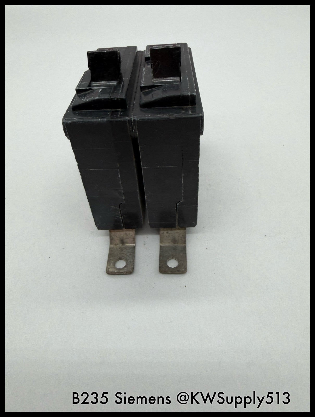 B235~Siemens B235 35A 240VAC 2P 1PH  10KA Circuit Breaker-Used