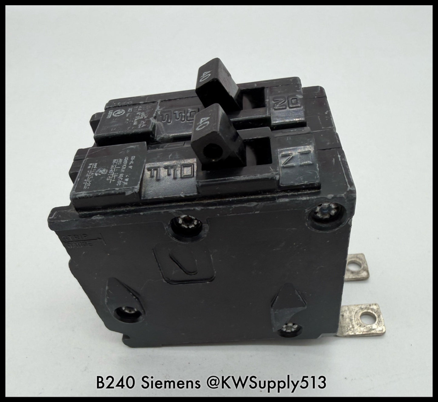 B240~Siemens B240 40A 2P 240VAC 10KA Circuit Breaker-Used