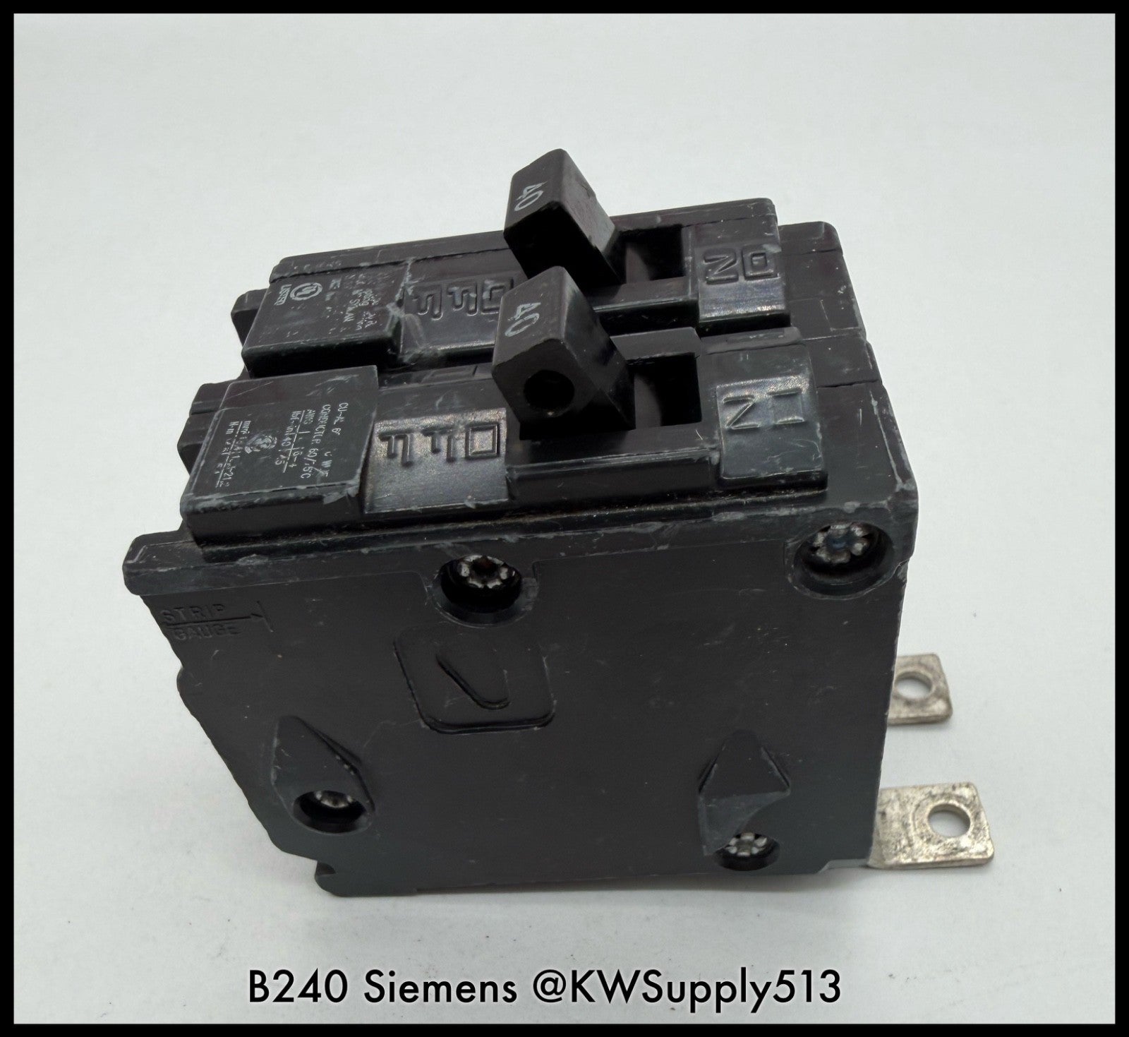 B240~Siemens B240 40A 2P 240VAC 10KA Circuit Breaker-Used