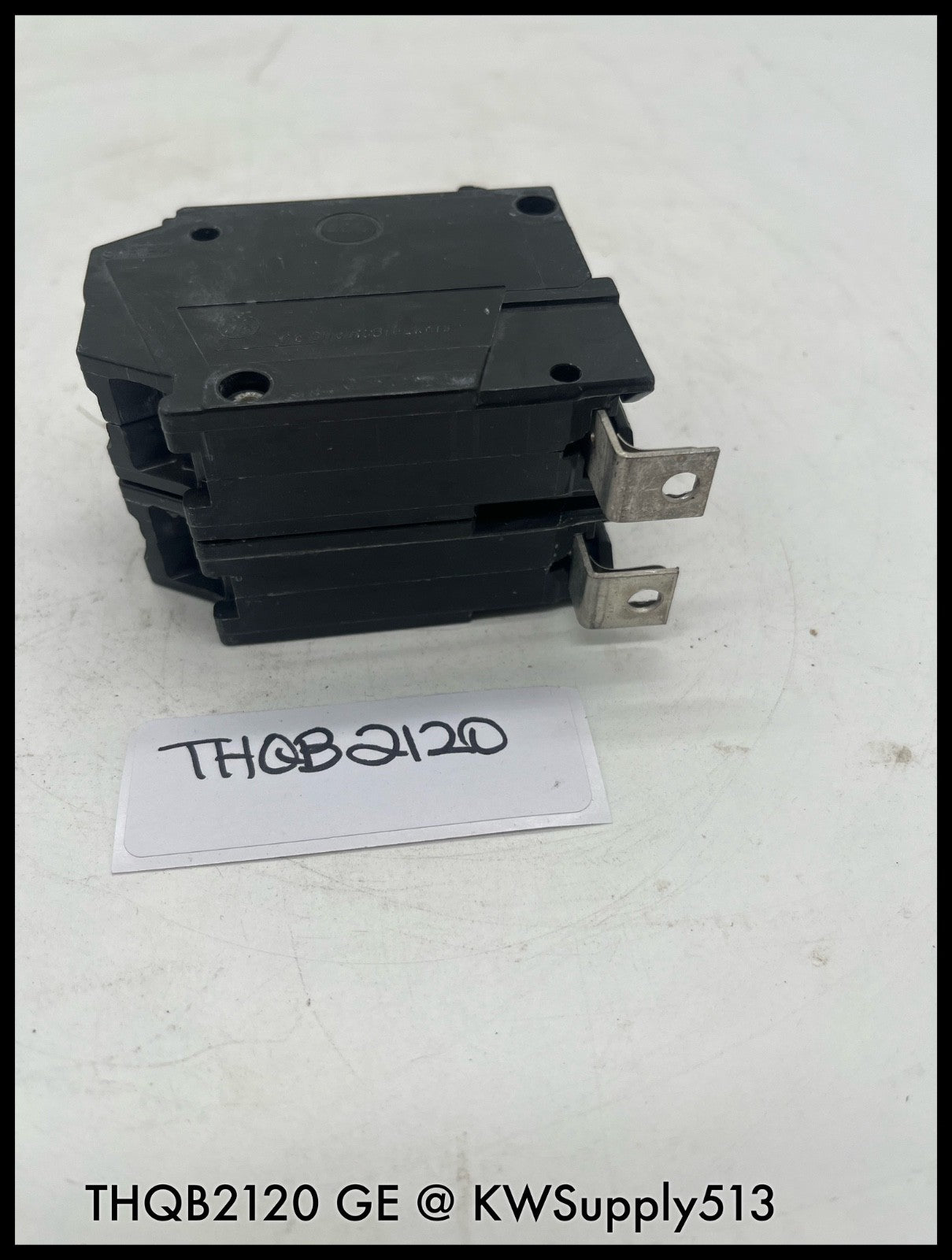 THQB2120~GE THQB2120 20A 2P 120/240Vac Circuit Breaker-Used