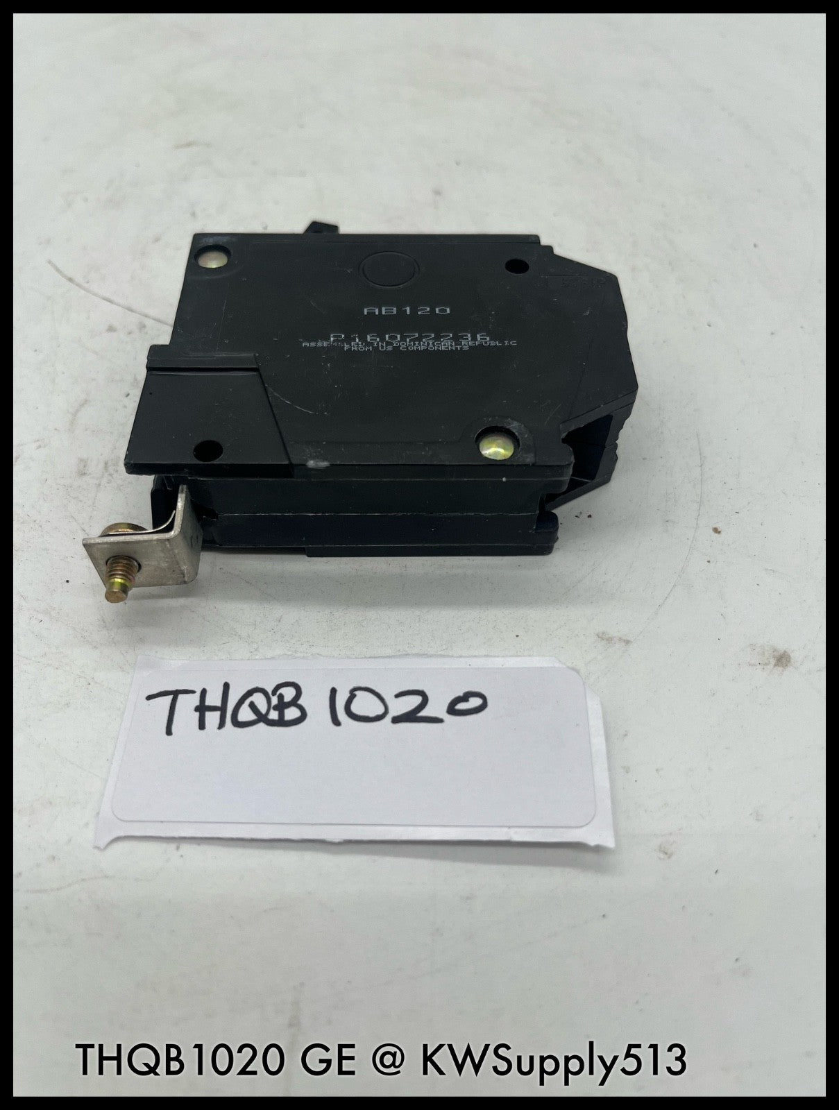 THQB1020~GE THQB1020 20A 1P 120/240V Circuit Breaker-Used