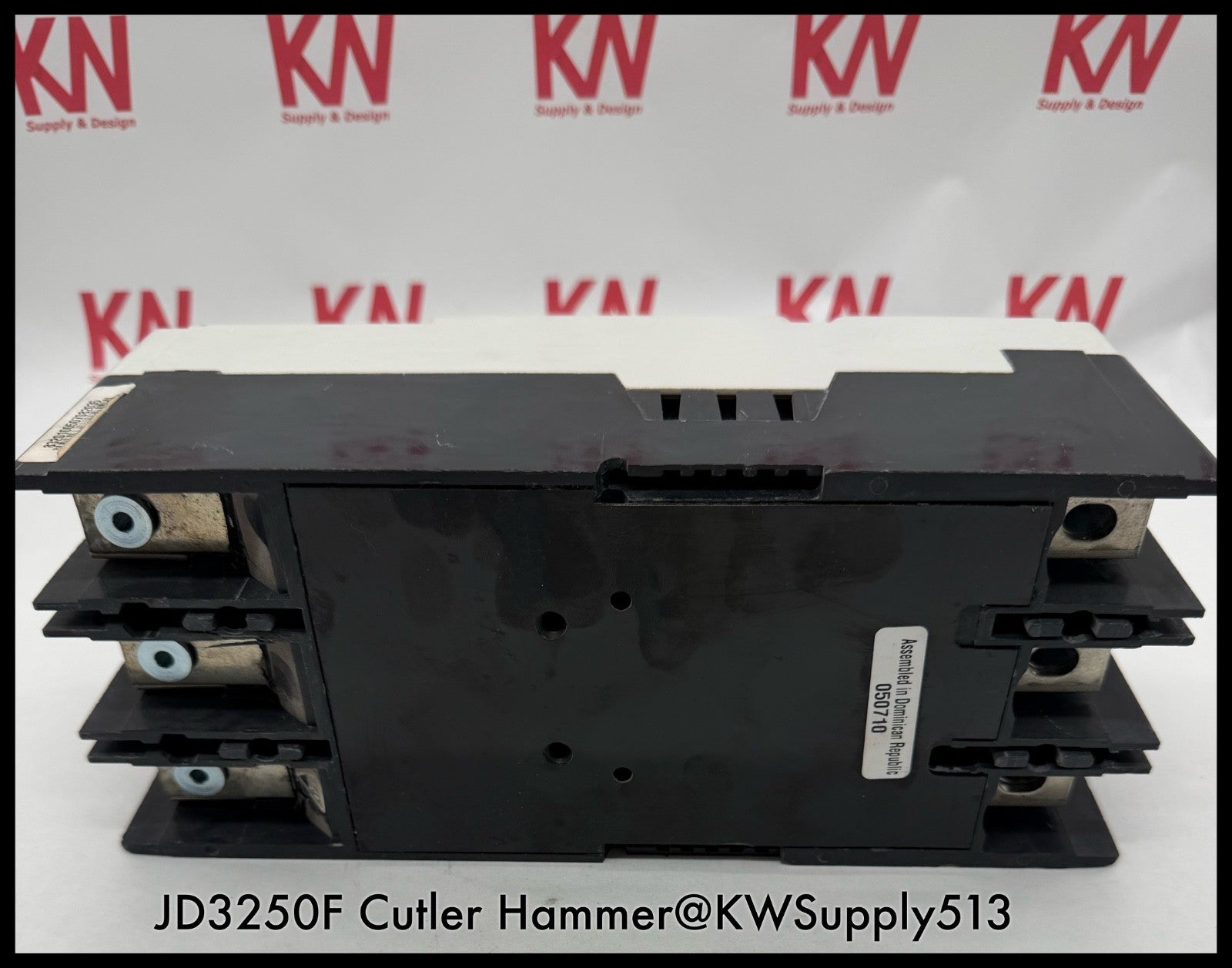 JD3250F~Culter Hammer JD3250F 250A 3P 600VAC Circuit Breaker-Used