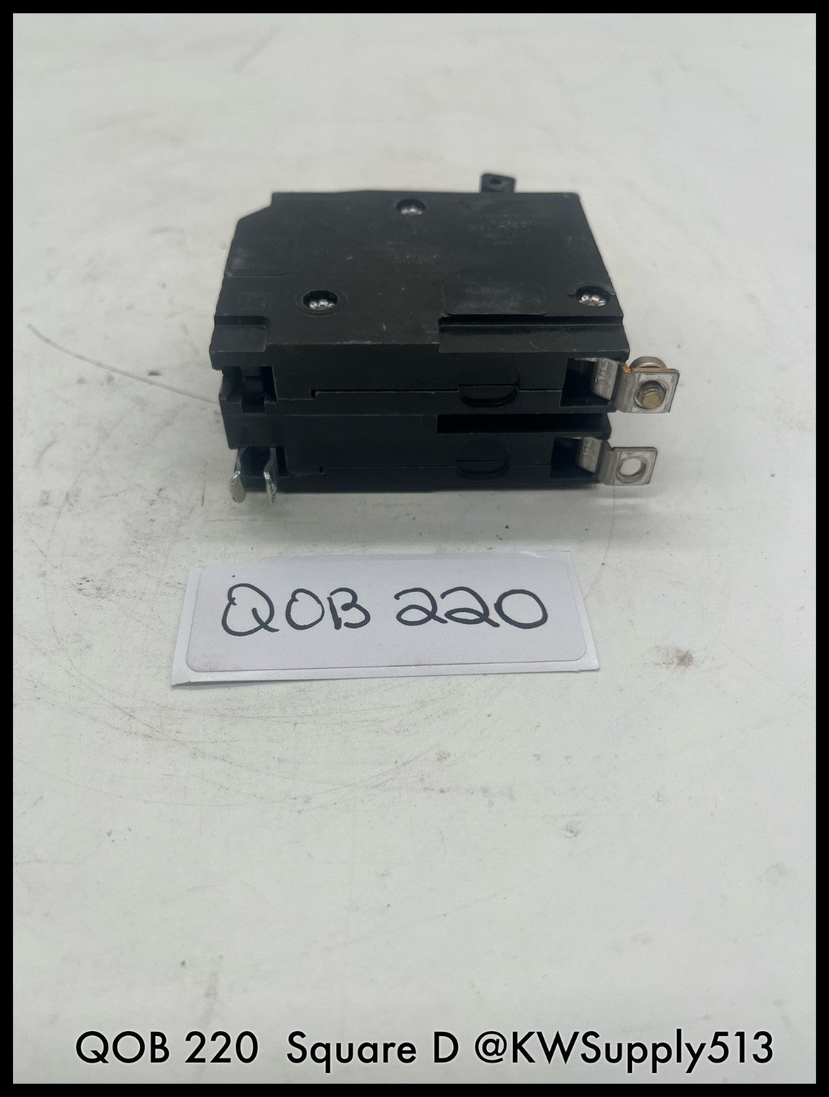 QOB220~Square D QOB220 20A 2P 120/240V 10KA Mini Circuit Breaker-Used