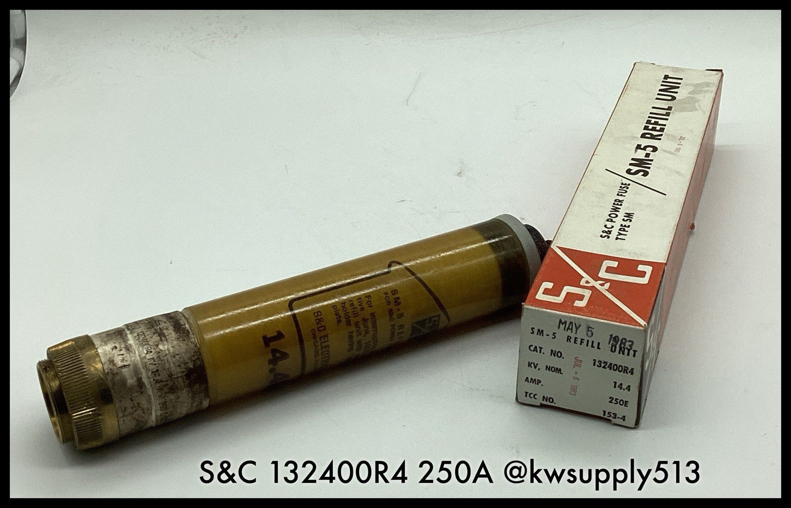 S&C 132400R-4 ~ S&C 132400R-4 250E Amp SM-5 Refill Unit 14.4kV  ~ Unused Surplus